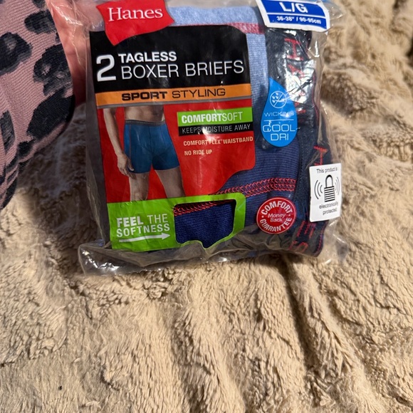 Hanes Sport Styling Boxer Briefs - Blue and Red - Picture 5 of 6